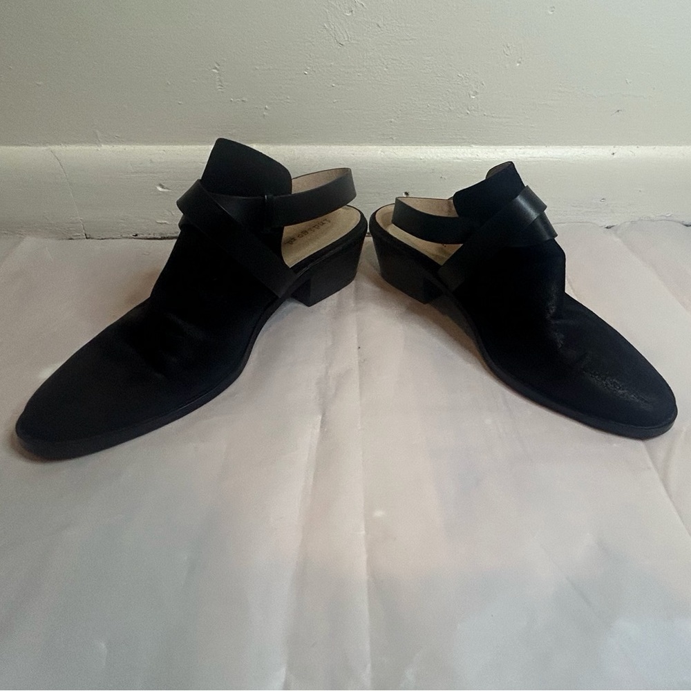 INDIGO RD. sandals
